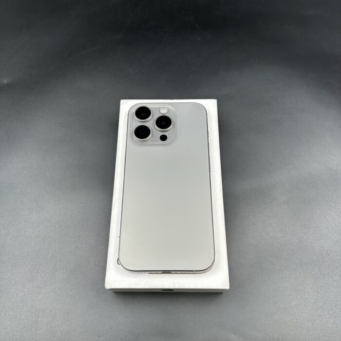 iPhone 15 Pro 256GB Natural Titanium - Image 10