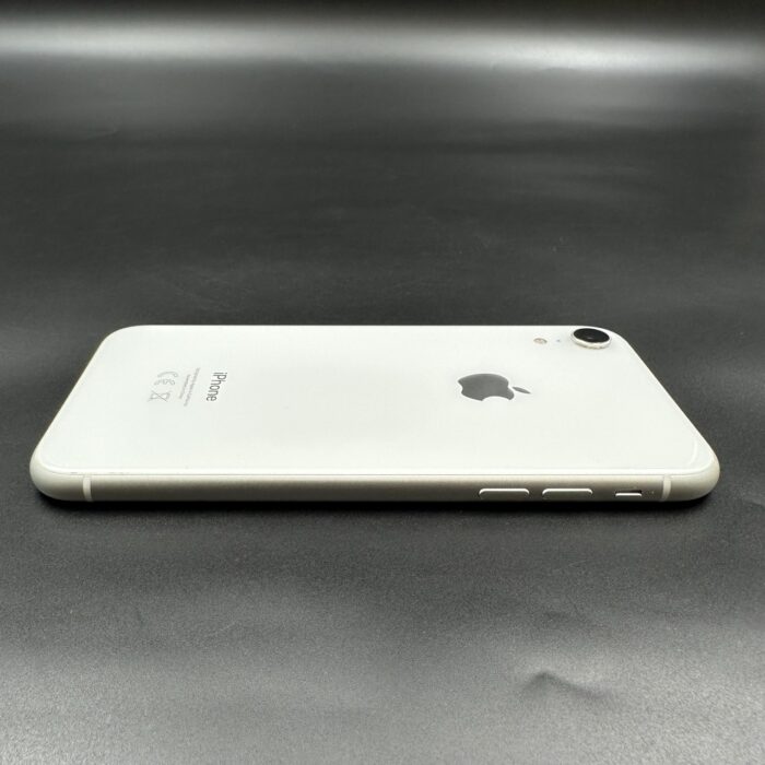 iPhone XR 64GB White - Image 4