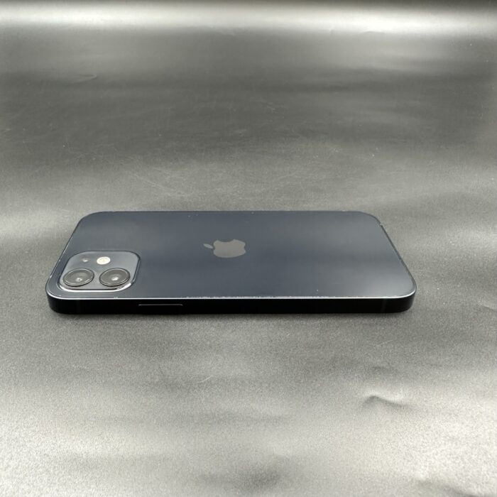 iPhone 12 128GB Black - Image 2