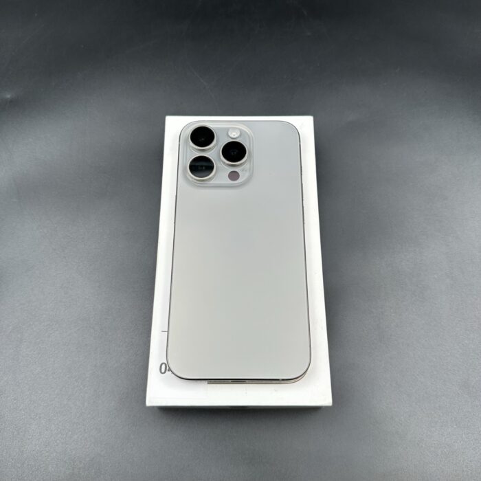 iPhone 15 Pro 256GB Natural Titanium - Image 11
