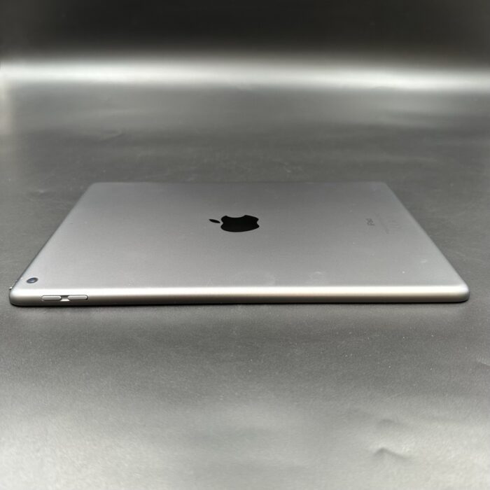 iPad 9th Generation 64GB Wifi Space Grey - Image 2