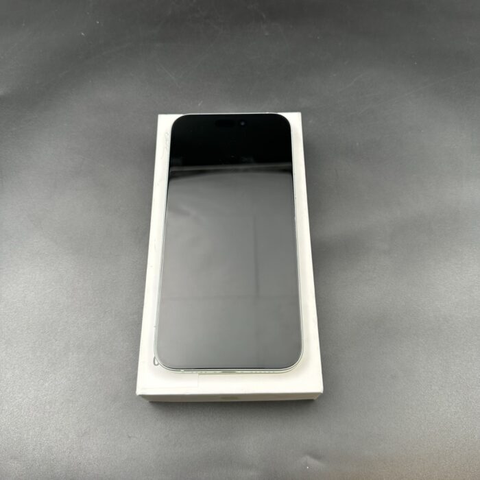 iPhone 15 Plus 128GB Green - Image 9