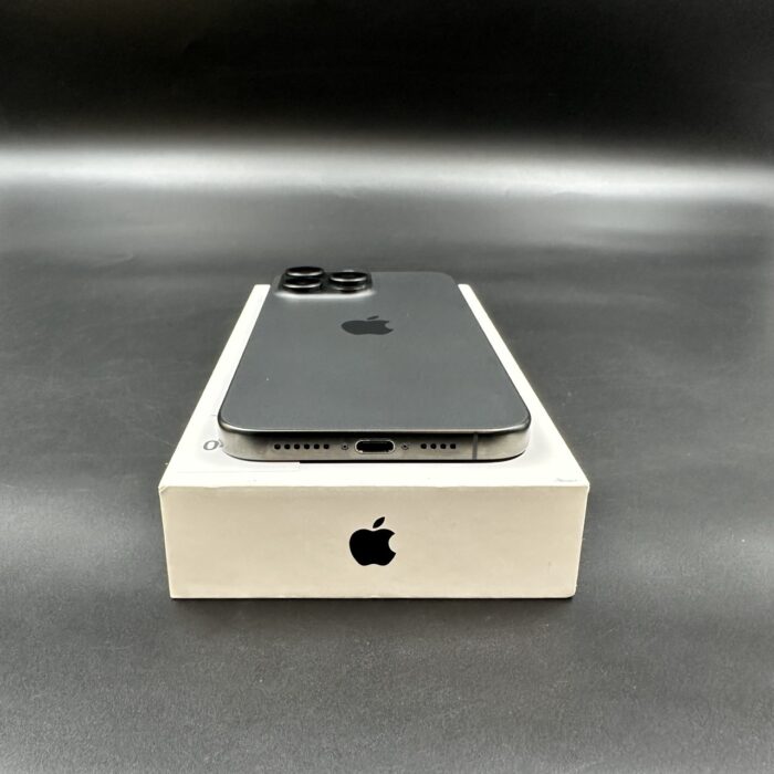 iPhone 15 Pro Max 256GB Black Titanium - Image 4