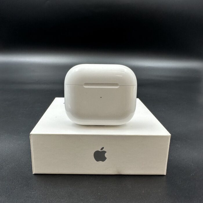 Apple AirPods (3rd Gen) with MagSafe Charging Case - Image 3
