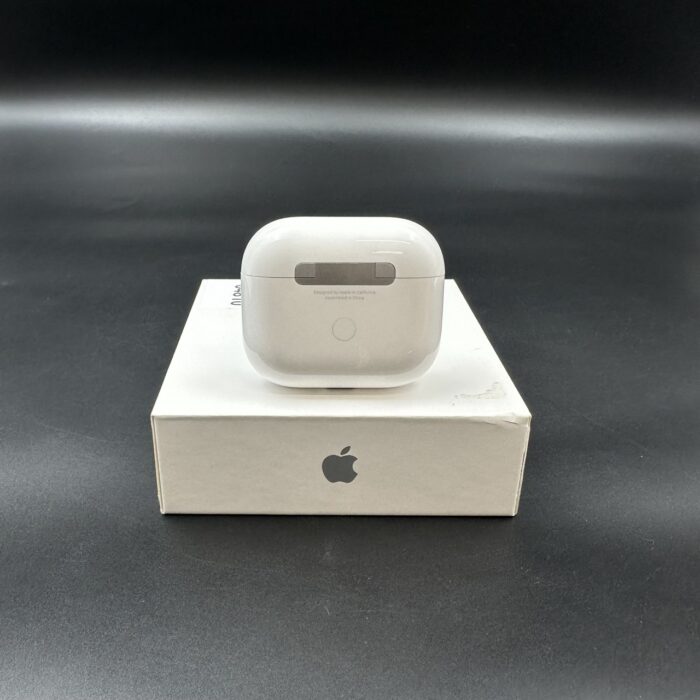Apple AirPods (3rd Gen) with MagSafe Charging Case - Image 4
