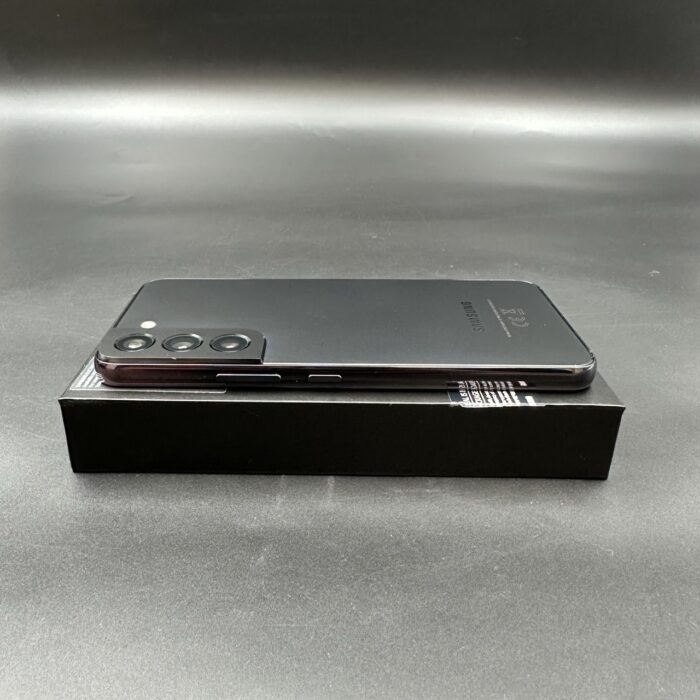 Samsung Galaxy S22 5G 256GB Phantom Black - Image 3