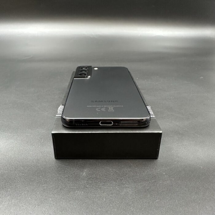 Samsung Galaxy S22 5G 256GB Phantom Black - Image 4
