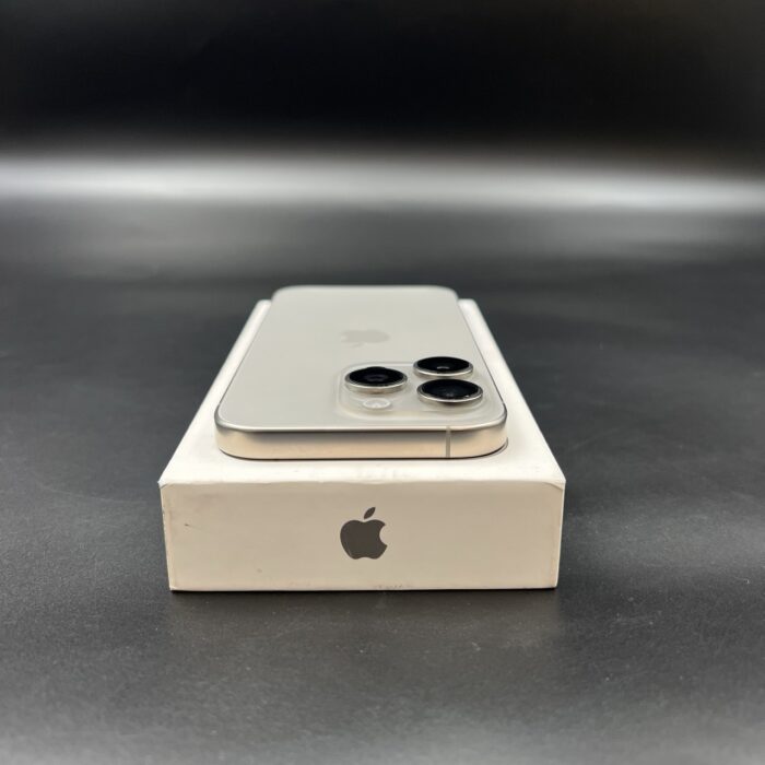 iPhone 16 Pro 256GB Natural Titanium - Image 6
