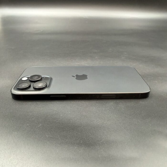 iPhone 16 Pro Max 256GB Black Titanium - Image 2
