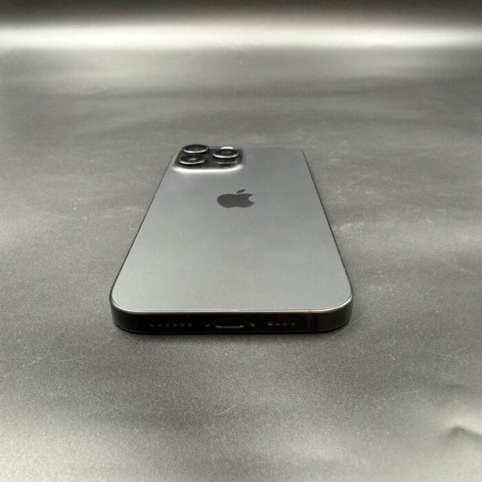iPhone 16 Pro Max 256GB Black Titanium - Image 3