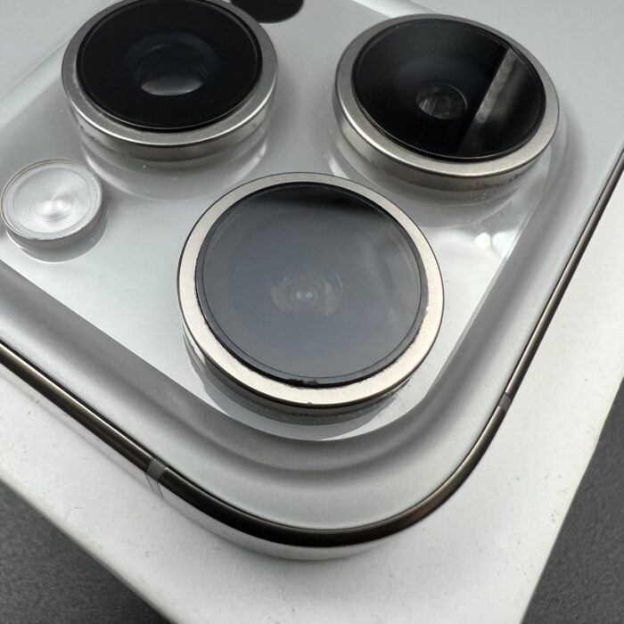 iPhone 16 Pro 256GB Natural Titanium - Image 8