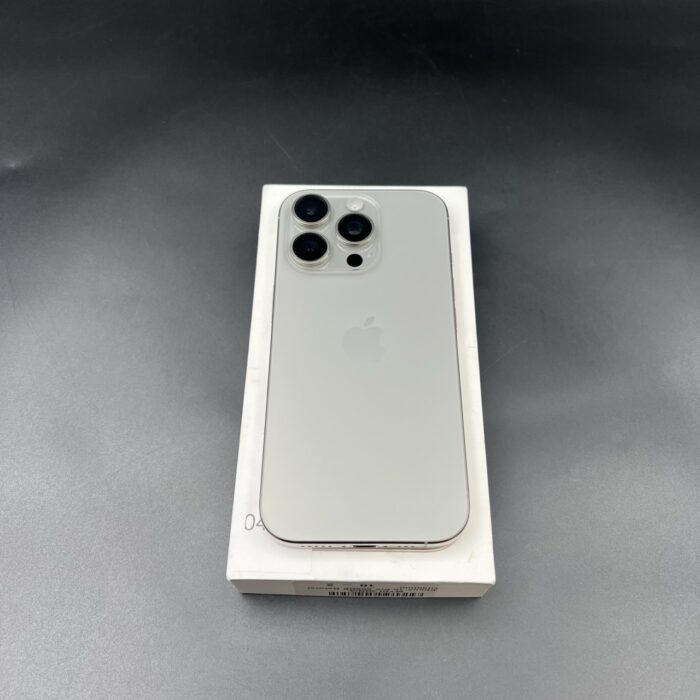 iPhone 16 Pro 256GB Natural Titanium - Image 9