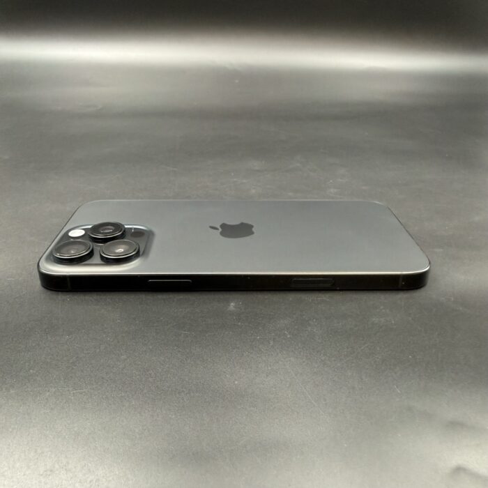 iPhone 16 Pro Max 256GB Black Titanium - Image 2