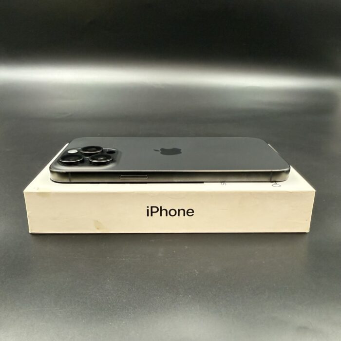 iPhone 15 Pro Max 256GB Black Titanium - Image 3