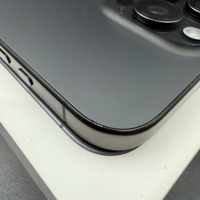 iPhone 15 Pro Max 256GB Black Titanium - Image 8