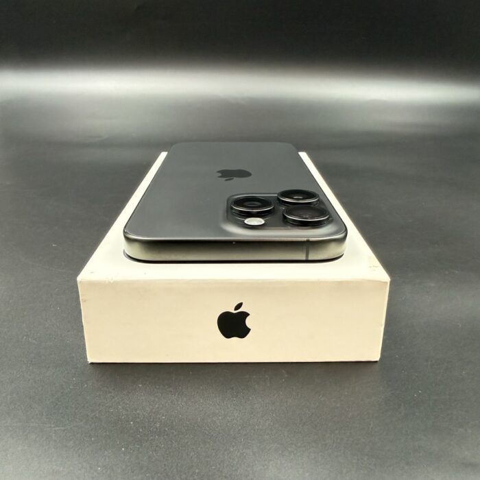iPhone 15 Pro Max 256GB Black Titanium - Image 9