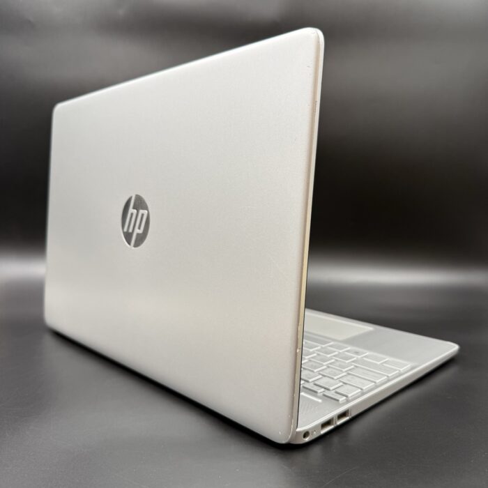 HP 15s-eq2xxx AMD Ryzen 5 @2.10GHz 8GB RAM and 512GB SSD Silver - Image 2