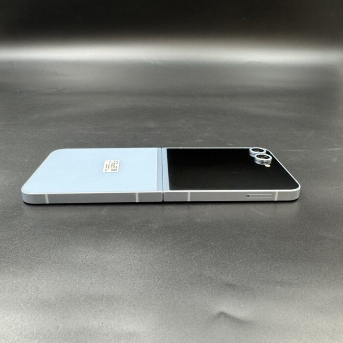 Samsung Galaxy Z Flip 6 256GB Blue - Image 5