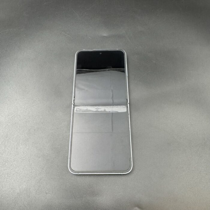 Samsung Galaxy Z Flip 6 256GB Blue - Image 9