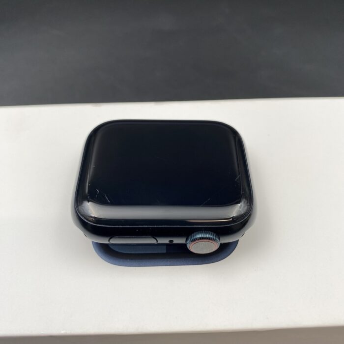 Apple Watch Series 9 45MM Midnight GPS + Cellular - Image 4
