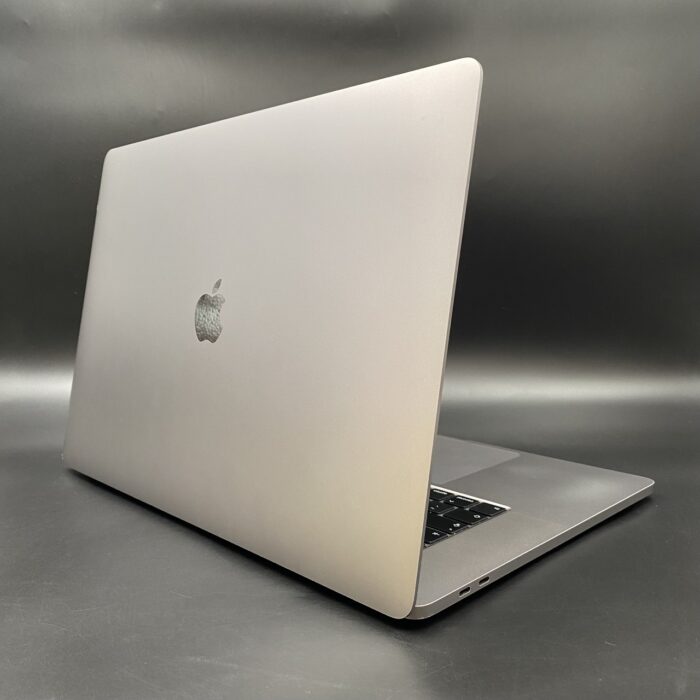 Macbook Pro 16" 2019 | 2,6GHz i7 | 16GB | 512GB Space Grey - Image 2