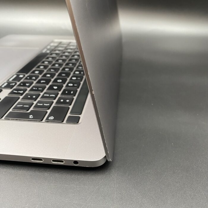 Macbook Pro 16" 2019 | 2,6GHz i7 | 16GB | 512GB Space Grey - Image 6
