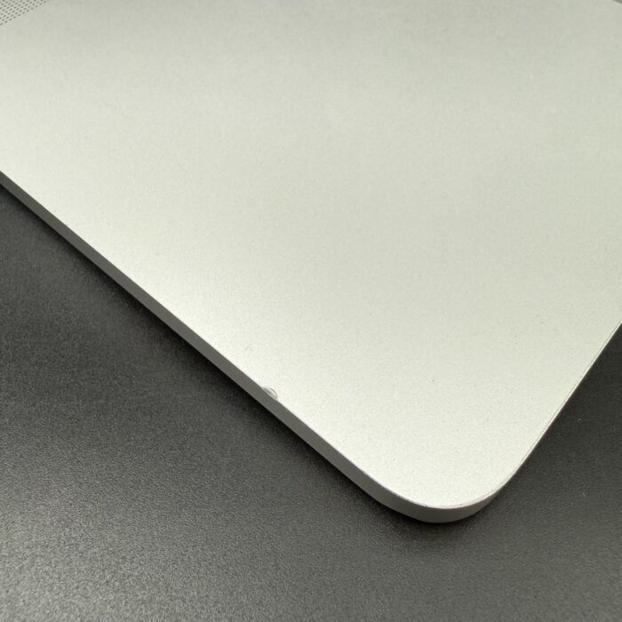 Macbook Pro 16" 2019 | 2,6GHz i7 | 16GB | 512GB Silver - Image 5