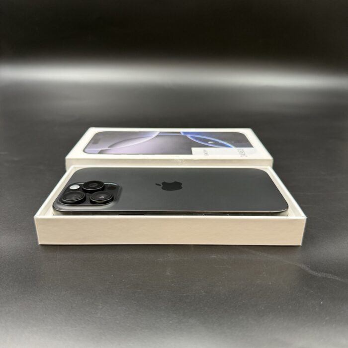 iPhone 16 Pro Max 256GB Black Titanium - Image 2