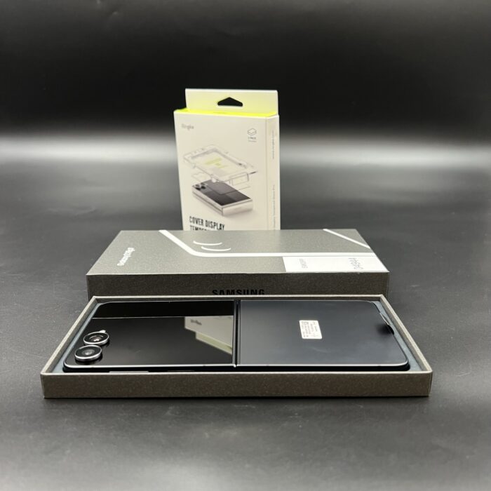 Samsung Galaxy Z Flip 7 512GB Jet Black - Image 2