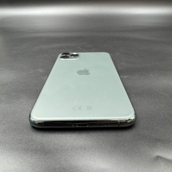 iPhone 11 Pro Max 64GB Midnight Green - Image 3