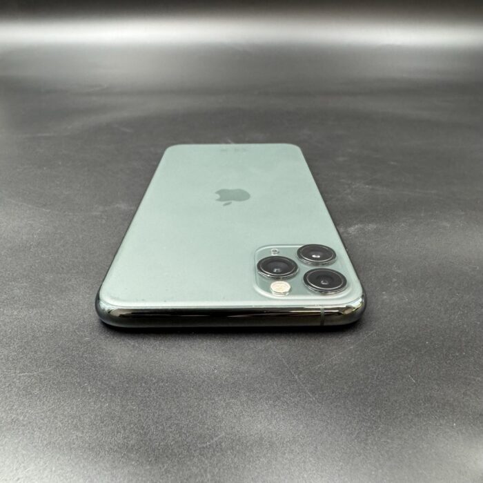 iPhone 11 Pro Max 64GB Midnight Green - Image 5