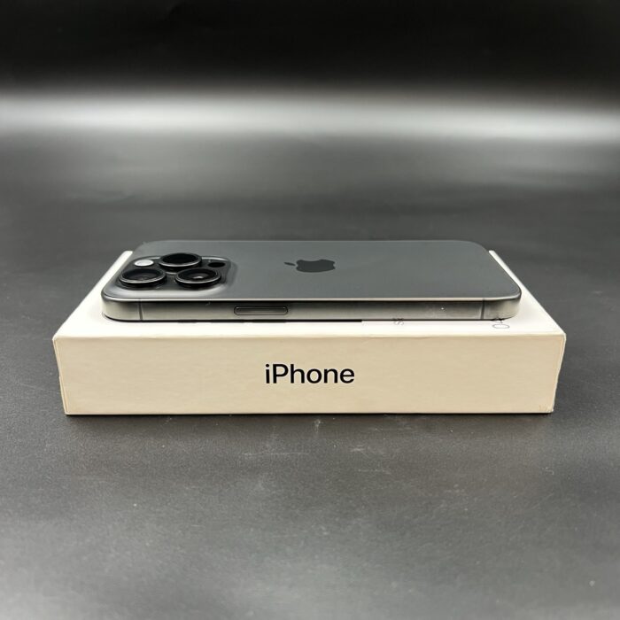iPhone 15 Pro 256GB Black Titanium - Image 3