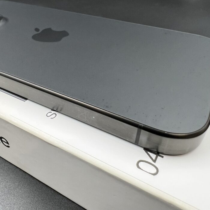 iPhone 15 Pro 256GB Black Titanium - Image 4