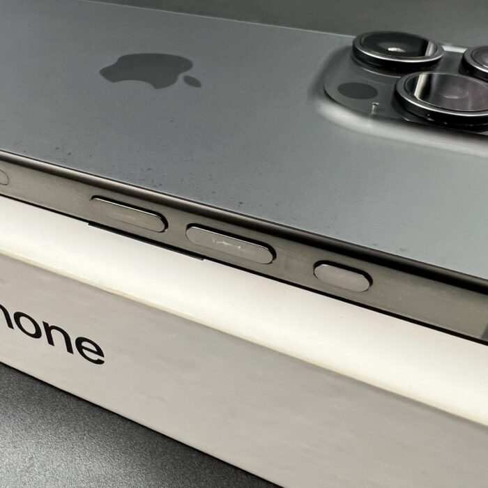 iPhone 15 Pro 256GB Black Titanium - Image 7