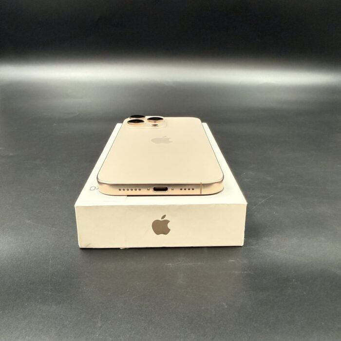 iPhone 16 Pro Max 256GB Desert Titanium - Image 4