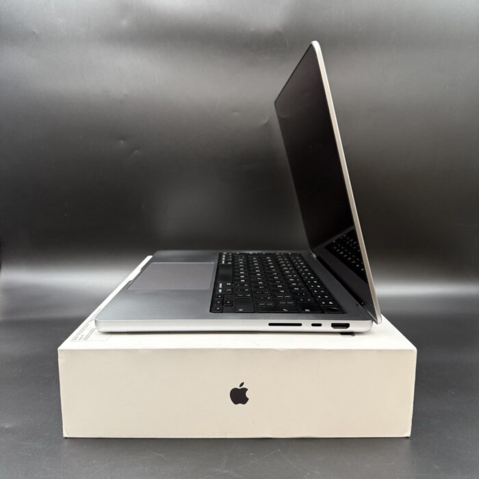Macbook Pro 14" M1 Pro Silver 16GB Ram | 512GB SSD Space Grey - Image 5