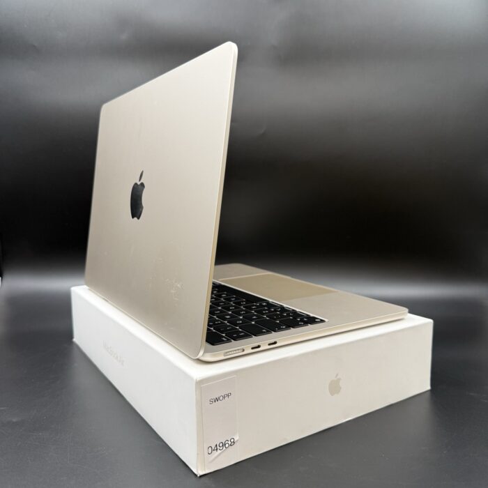 Macbook Air M2 13" 256GB Starlight - Image 3
