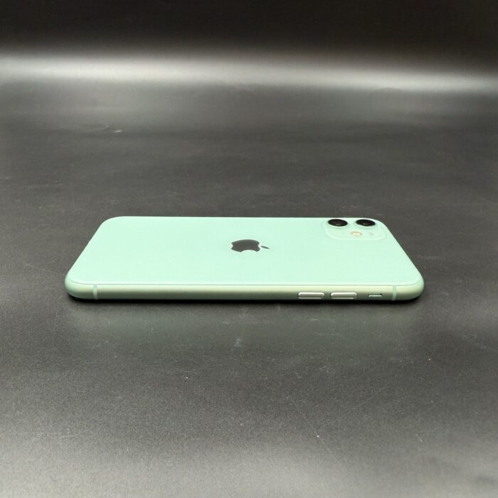 iPhone 11 64GB Green - Image 4