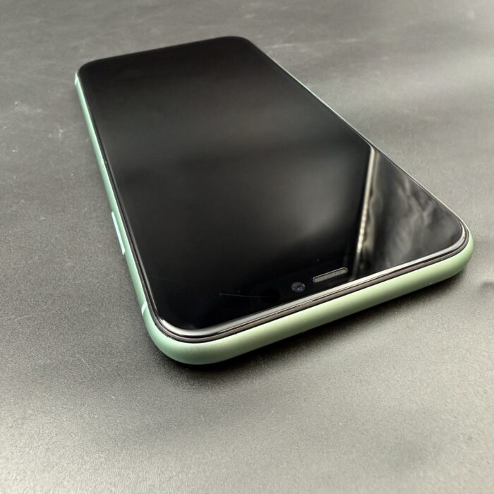 iPhone 11 64GB Green - Image 6