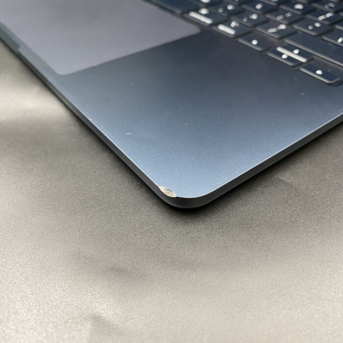 Macbook Air M2 13" 512GB Midnight - Image 4