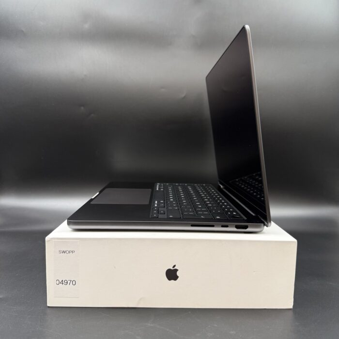 Macbook Pro 14" M4 Chip | 16GB Ram | 512GB | Space Black - Image 5