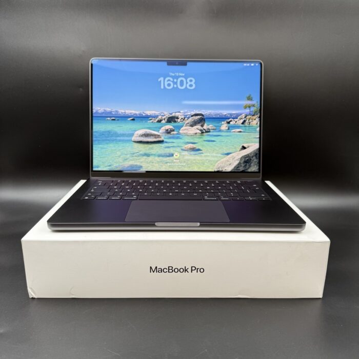 Macbook Pro 14" M4 Chip | 16GB Ram | 512GB | Space Black - Image 7