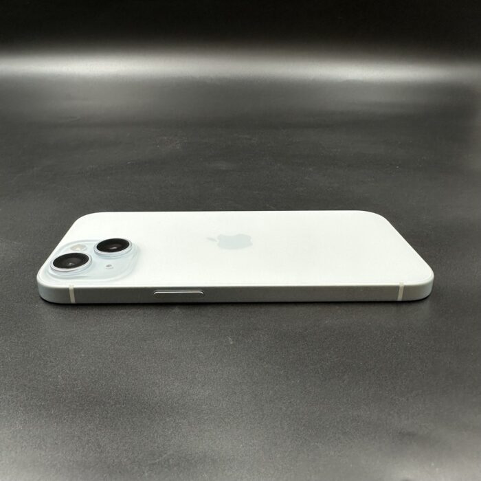 iPhone 15 128GB Blue (Chip on the screen) - Image 2