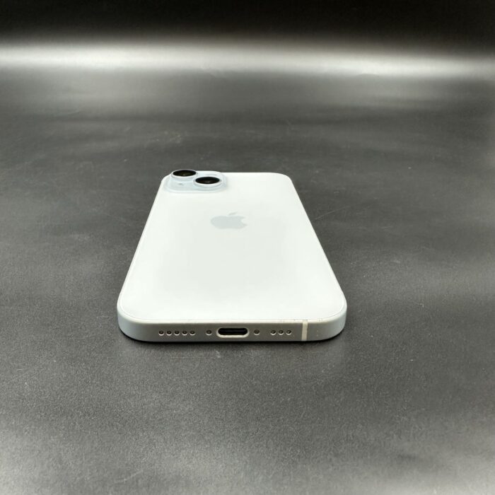 iPhone 15 128GB Blue (Chip on the screen) - Image 3