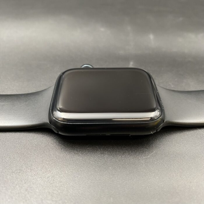 Apple Watch SE (2nd Gen) 44MM Midnight - Image 4