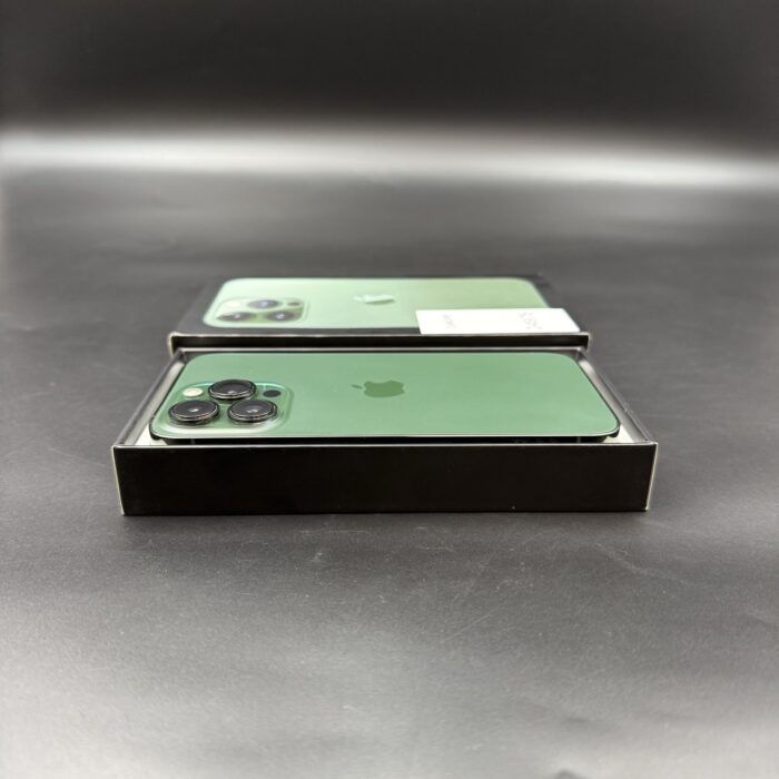 iPhone 13 Pro 256GB Green - Image 2