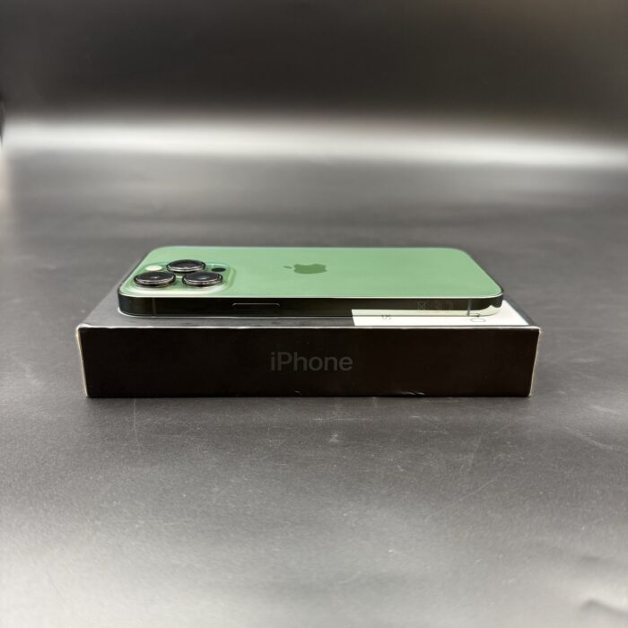 iPhone 13 Pro 256GB Green - Image 3