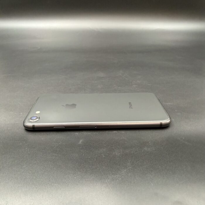 iPhone 8 64GB Space Grey - Image 2
