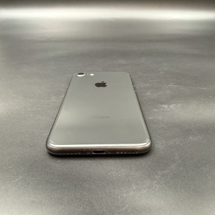 iPhone 8 64GB Space Grey - Image 3