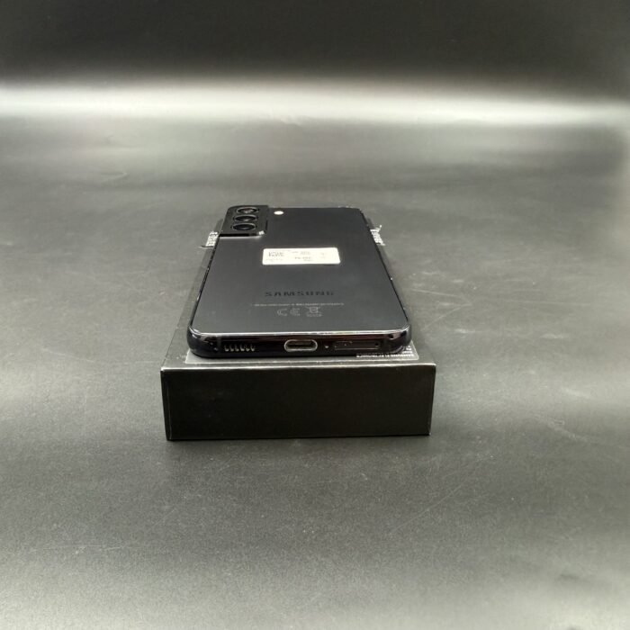 Samsung Galaxy S22 5G 256GB Phantom Black - Image 4